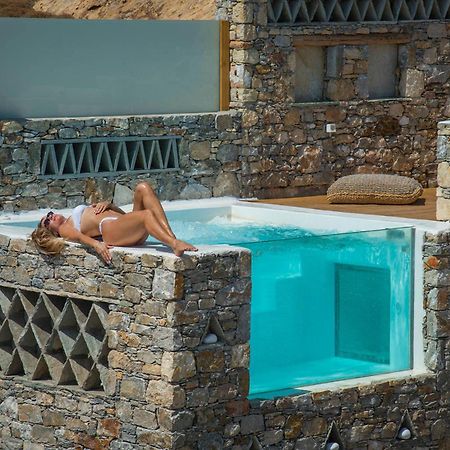 Onar Suites & Villas Karavostasis  Eksteriør bilde