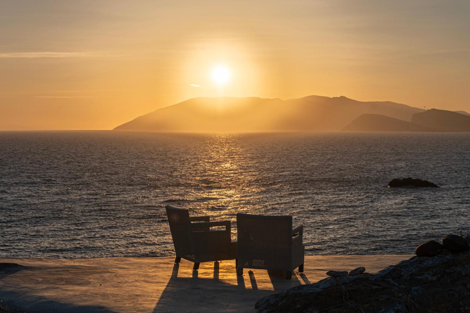Onar Suites & Villas Karavostasis  Eksteriør bilde