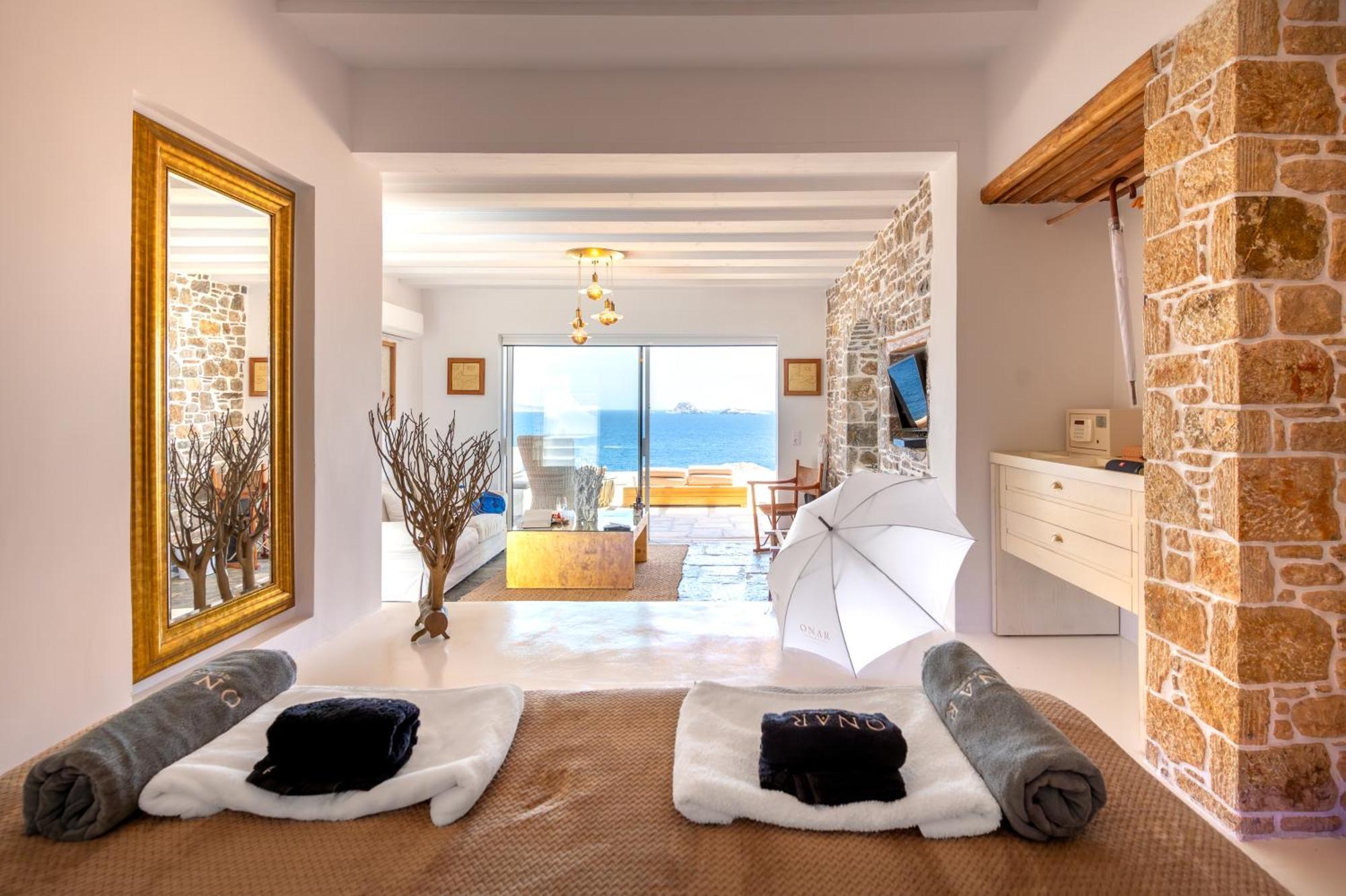Onar Suites & Villas Karavostasis  Eksteriør bilde